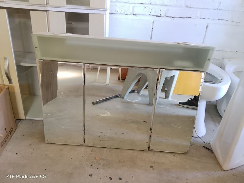 Item 900611 - Image 2