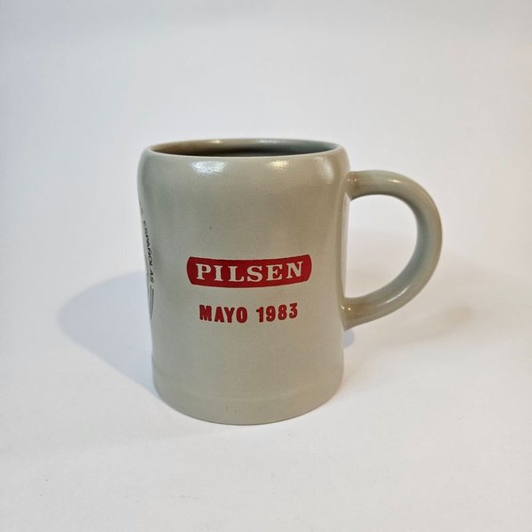 Jarra de cerveza conmemorativa PILSEN MAYO 1983 - imagen 1