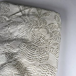 Colcha Antigua de Hilo con Flecos - 2.20 x 1.90 mts - imagen 4