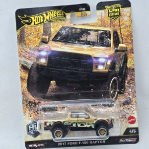 Lote siguiente: Hot Wheels Premium Ford F-150 Raptor 2017 "Car Culture"