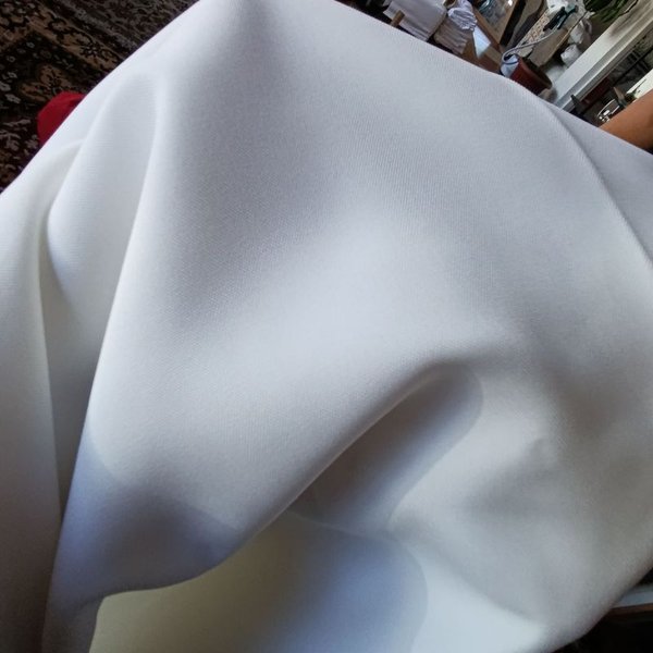 Cortinas de tela blanca lisas para decorar tu hogar - imagen 4