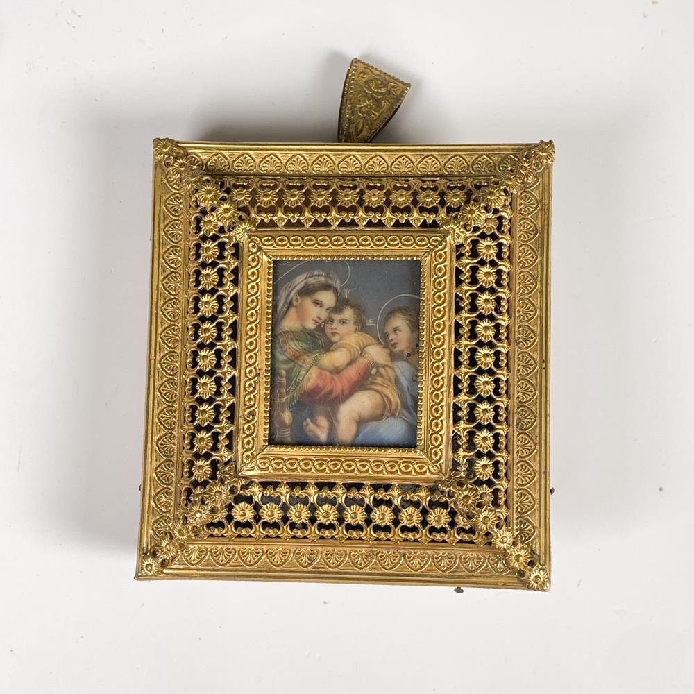 Miniatura Pintada a Mano "Virgen con Niño" con Marco de Bronce y Mecanismo Musical