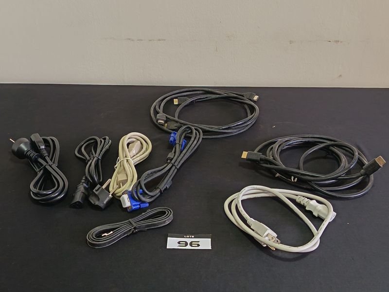 2 Cables HDMI de Alta Velocidad y Otros Cables de Computadora