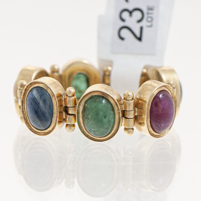 Lote siguiente: Anillo de Oro con Rubíes, Zafiros y Esmeraldas