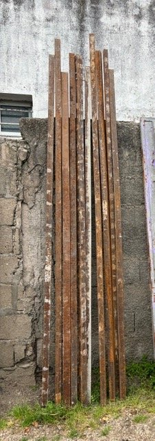 10 Caños Cuadrados de Metal para Construcción