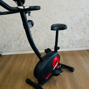 Bicicleta Ergométrica Ten Series SB30 Sin Uso - imagen 4