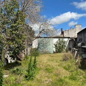Casa a refaccionar en amplio terreno - imagen 21
