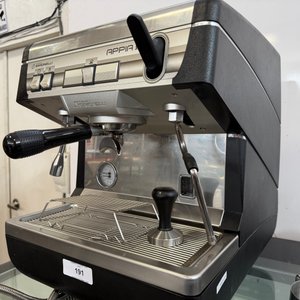 Cafetera Profesional Nuova Simonelli Appia I de 1 Grupo con Accesorios - imagen 2