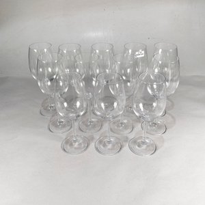 Doce Copas Hialinas de Cristal: Nueve de 24 cm y Tres de 22 cm - imagen 2