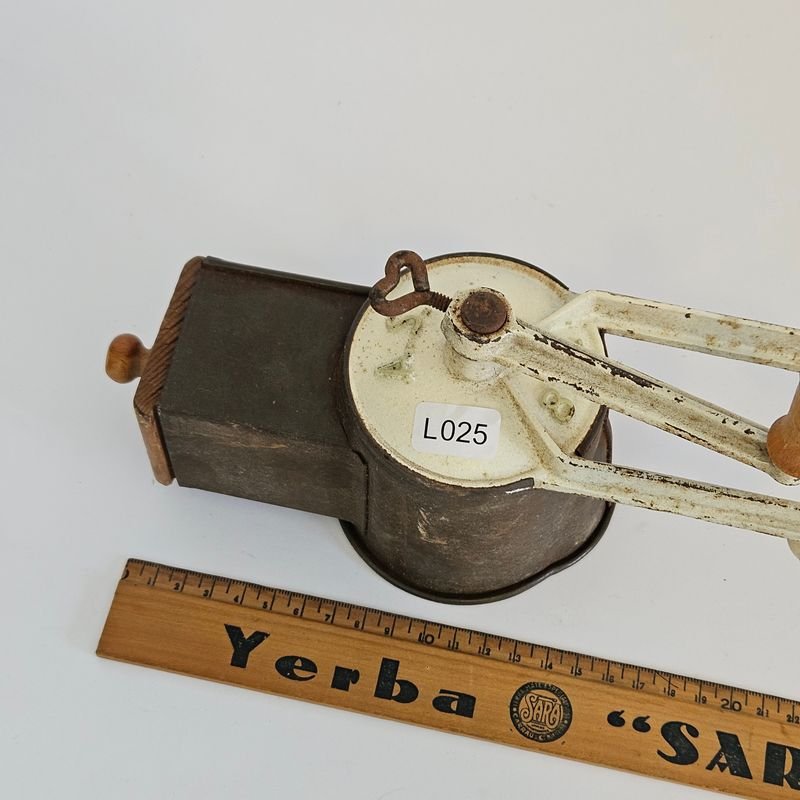 Item 873934 - Image 1