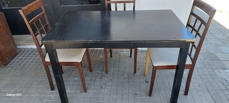 Juego de comedor moderno en buen estado - imagen 6