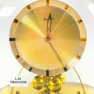 Reloj de Sobremesa Atmos Kundo con Redoma Hialina y Péndulo de Bolas - imagen 2