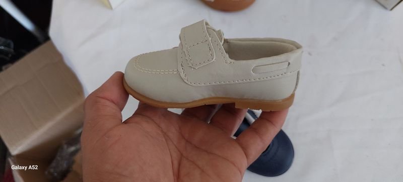 Calzado de Talla 18 en Venta - imagen 4