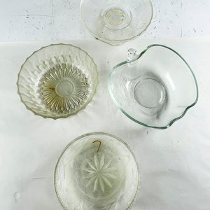 Conjunto de 5 Piezas de Vidrio Hialino Tallado: Centro de Mesa y Ensaladera - imagen 2