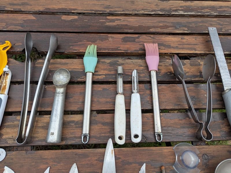 Utensilios de cocina para venta en remate - imagen 7