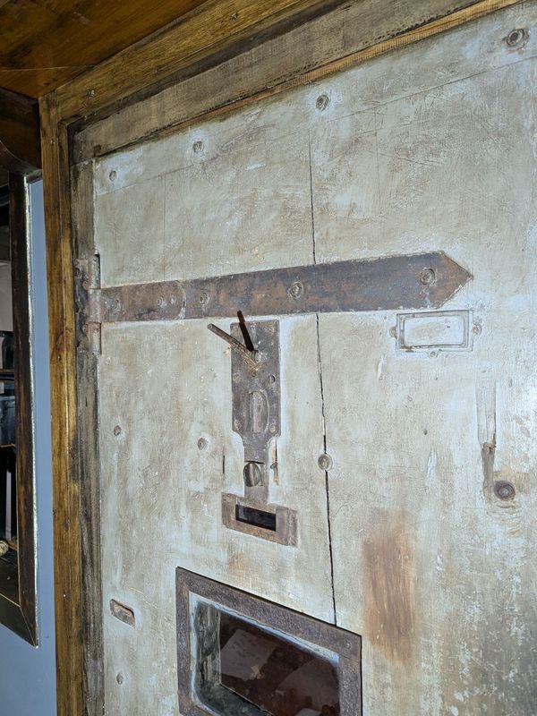 Puerta antigua de la cárcel de Punta Carretas - imagen 7