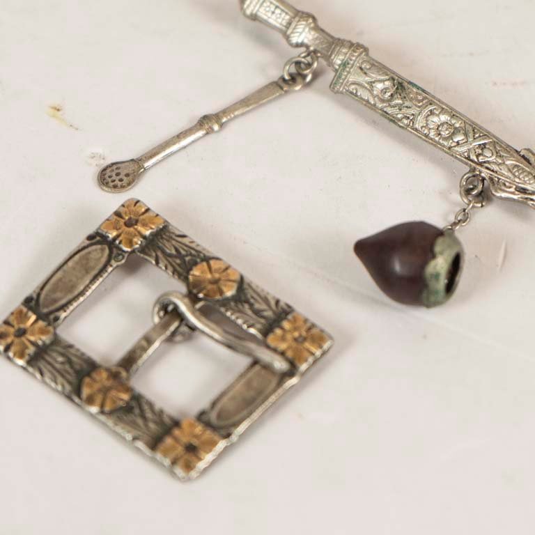 Item 2103456 - Image 1