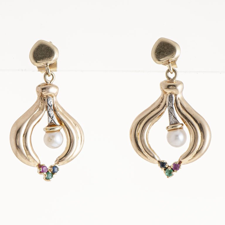 Pareja de caravanas de oro 18k con perlas, esmeraldas, zafiros y rubíes - imagen 2