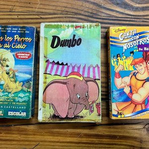 Lote anterior: Lote de 3 Videocassettes VHS Infantiles: Todos los Perros van al Cielo, Dumbo y Disney Canta con Nosotros de Hércules