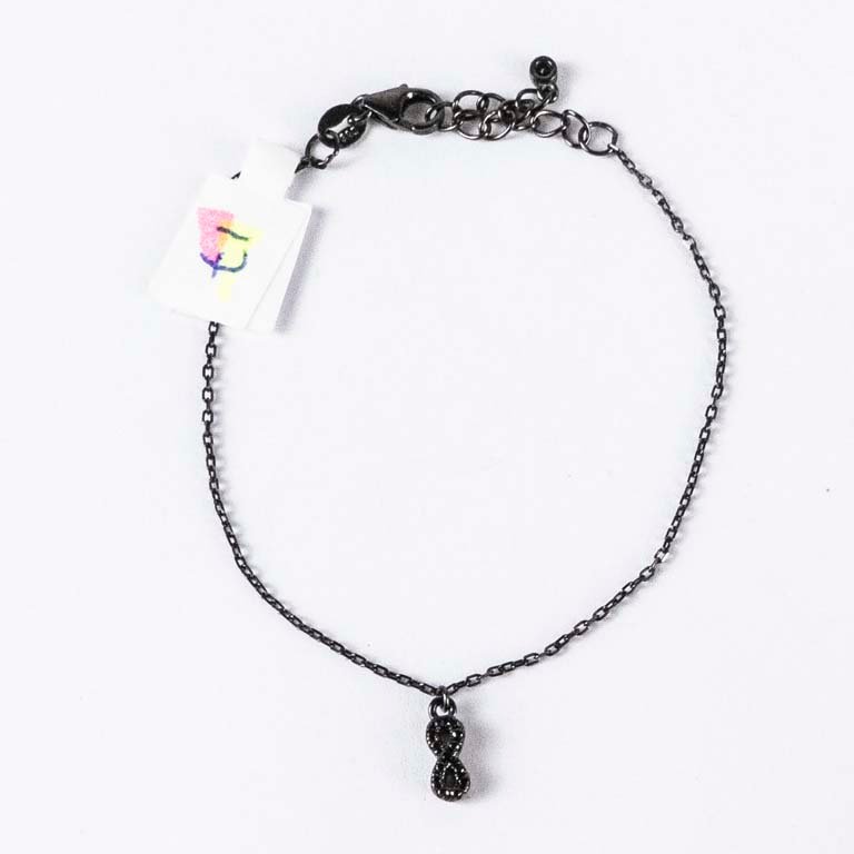 Lote anterior: Pulsera de plata con baño de rodio negro