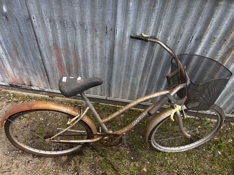 Bicicleta "Jazz" Gris con Canasta