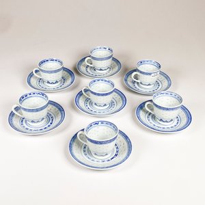 Juego de 7 Pocillos de Porcelana China "Grano de Arroz" con Platillos - imagen 2