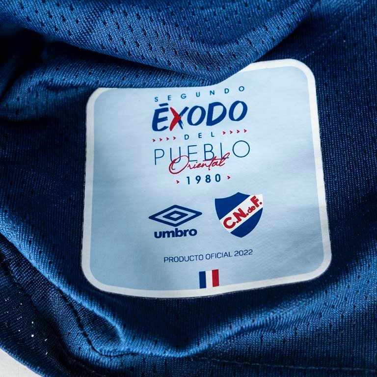 Camiseta de Nacional de utilería marca UMBRO N°11 tercera equipación del año 2023 - imagen 3