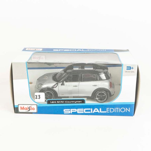 Auto Mini Countryman escala 1/24 colección Maisto, en su caja original  - imagen 1