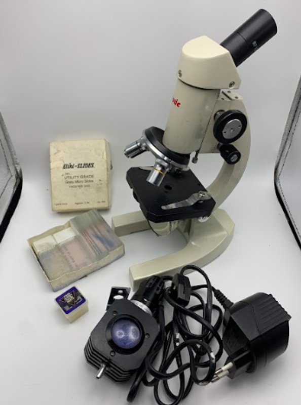 Microscopio binocular con lentes ajustables - imagen 2