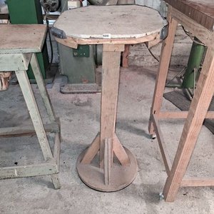 Lote de 3 Mesas de Trabajo de Madera - imagen 6