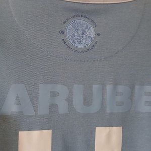 Camiseta Oficial Club Nacional de Football Edición Celeste Sebastián Coates N° 4 Talle XL - imagen 6