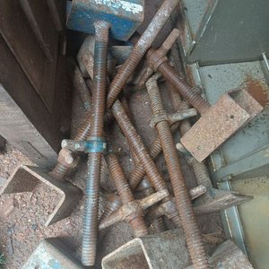 Lote anterior: Lote de 20 Soportes Regulables con Gusano y Mariposa