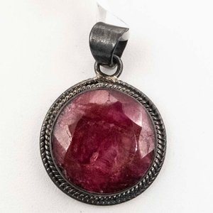Dije de Plata con Raíz de Rubí Facetado - imagen 1