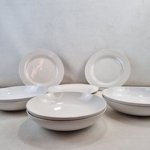 Conjunto de 10 Piezas de Vajilla Blanca Lisa - imagen 3