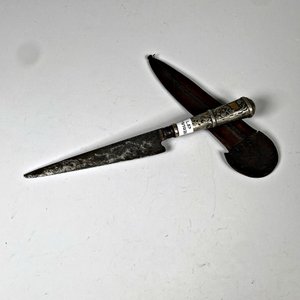 Cuchillo Antiguo Hoja Acero 14cm, Cabo Plata y Oro con Vaina - imagen 2