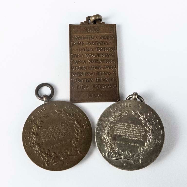 Item 2107920 - Image 1