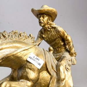Figura "Jinete" en Pasta Dorada, 33 cm de Altura - imagen 2