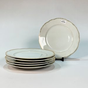 Lote anterior: Seis Platos de Porcelana Checoslovaca "Alt Schönwald" para Postre