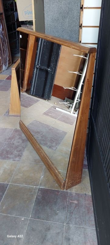 Item 872728 - Image 1