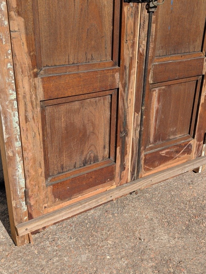 Puerta doble de cedro con marco de pinotea - imagen 8