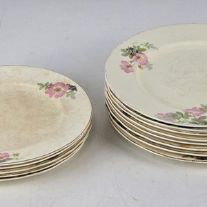 Juego de Porcelana Inglesa "Sweet Briar" Sellado - imagen 9