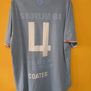 Camiseta Oficial Club Nacional de Football Edición Celeste Sebastián Coates N° 4 Talle XL - imagen 2