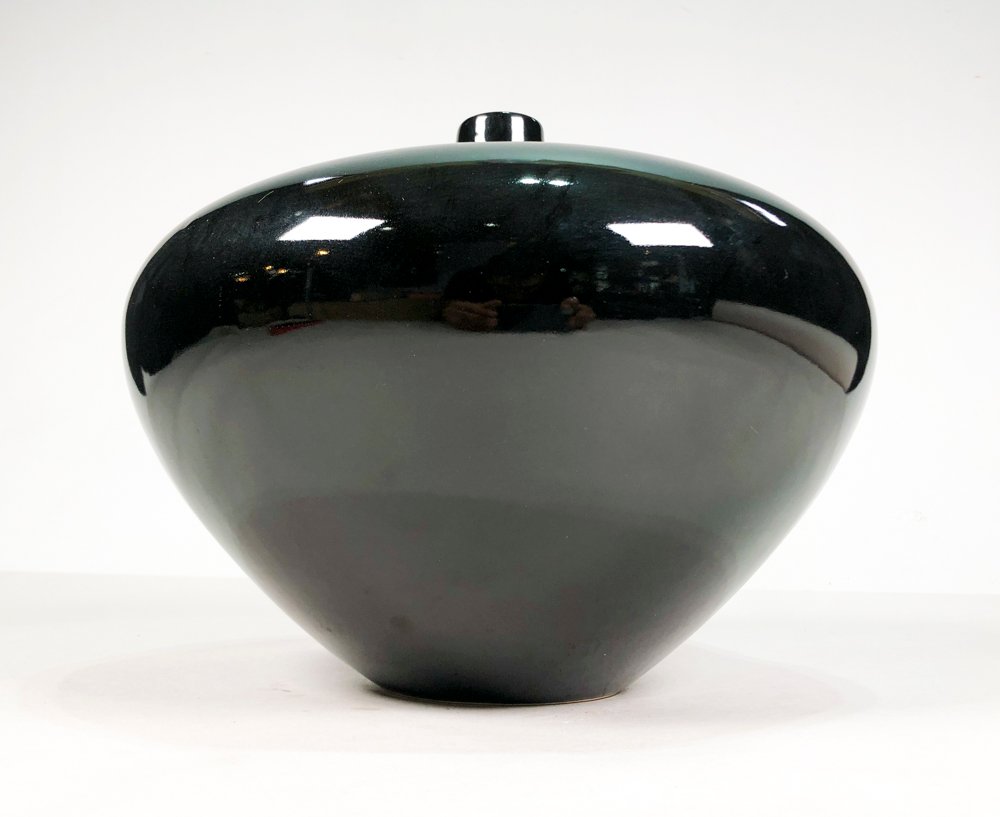 Vaso en loza globular color negro - imagen 3