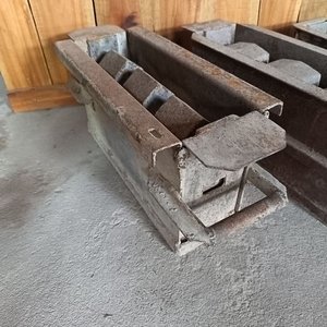 Lote de 3 Bloqueras de Metal para Construcción - imagen 2