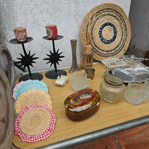 Lote Adornos Varios: Velas, Candelabros, Vasos y Más - imagen 3