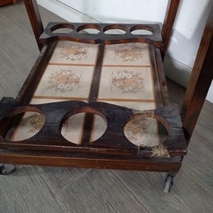 Mesa de Bar con Ruedas y Cerámicas Decorativas - imagen 4