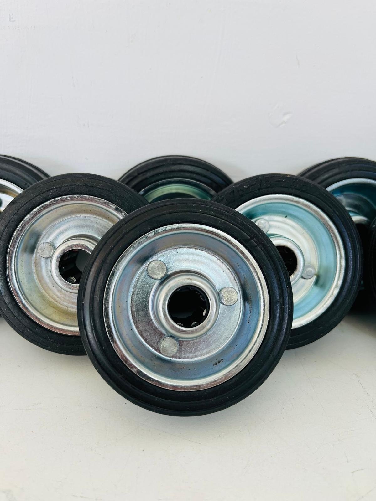 Lote de 10 Ruedas Negras de 7cm