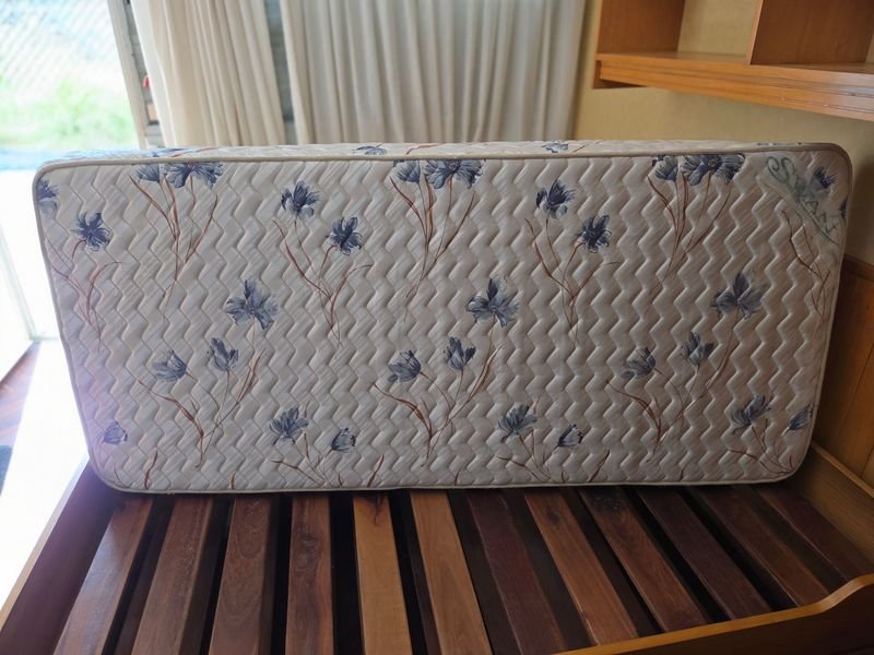 Item 891947 - Image 1