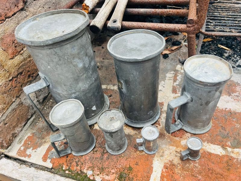 Lote siguiente: Lotes de estaño antiguos para decorar