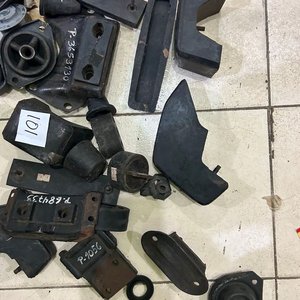 Lote de Soportes de Motor y Gomas Antivibración - imagen 2